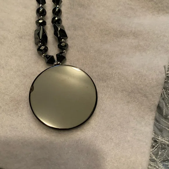 Men’s Stainless Steel Onyx Type Stone Lyon Face Necklace - Picture 3 of 5